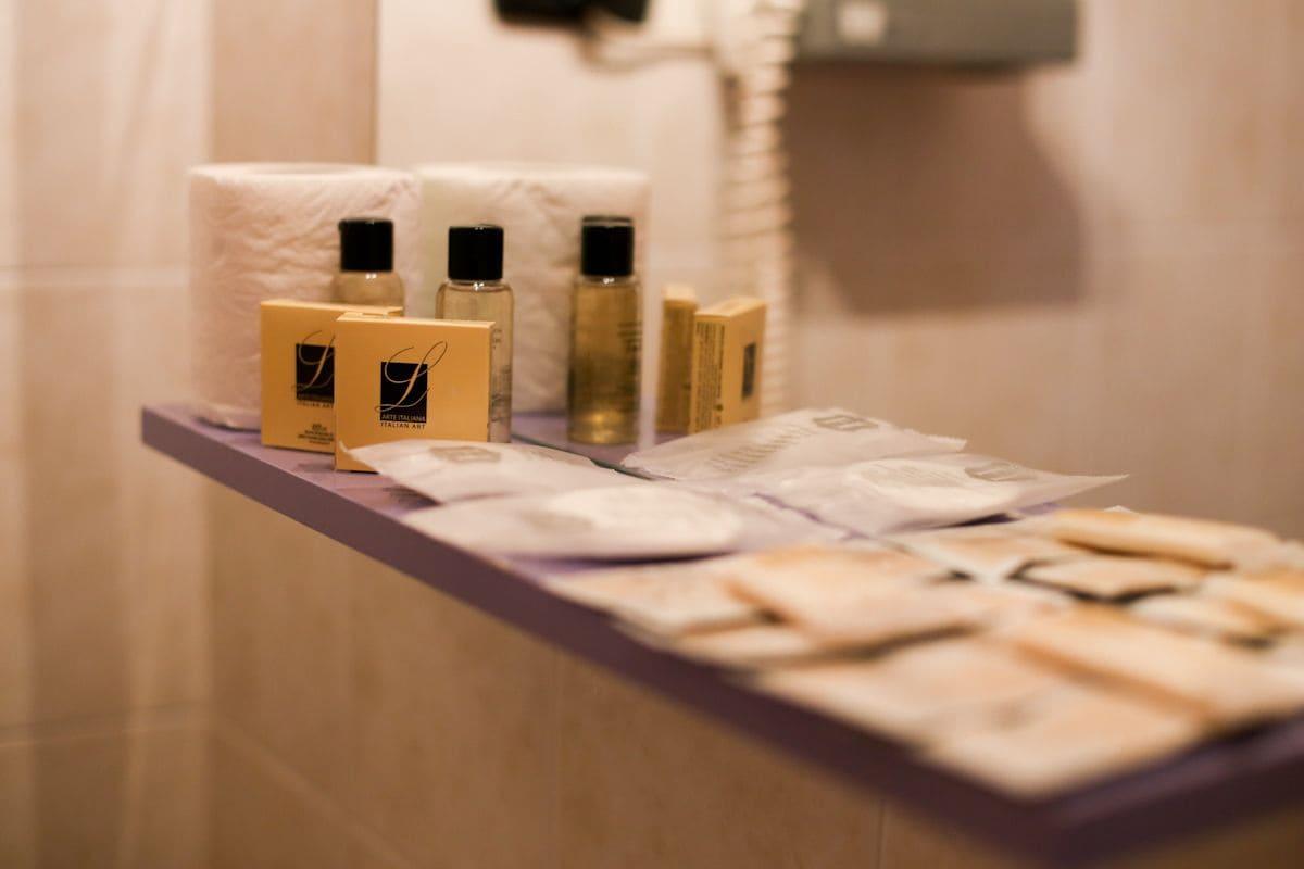 Hotel Fidenza Bagian luar foto